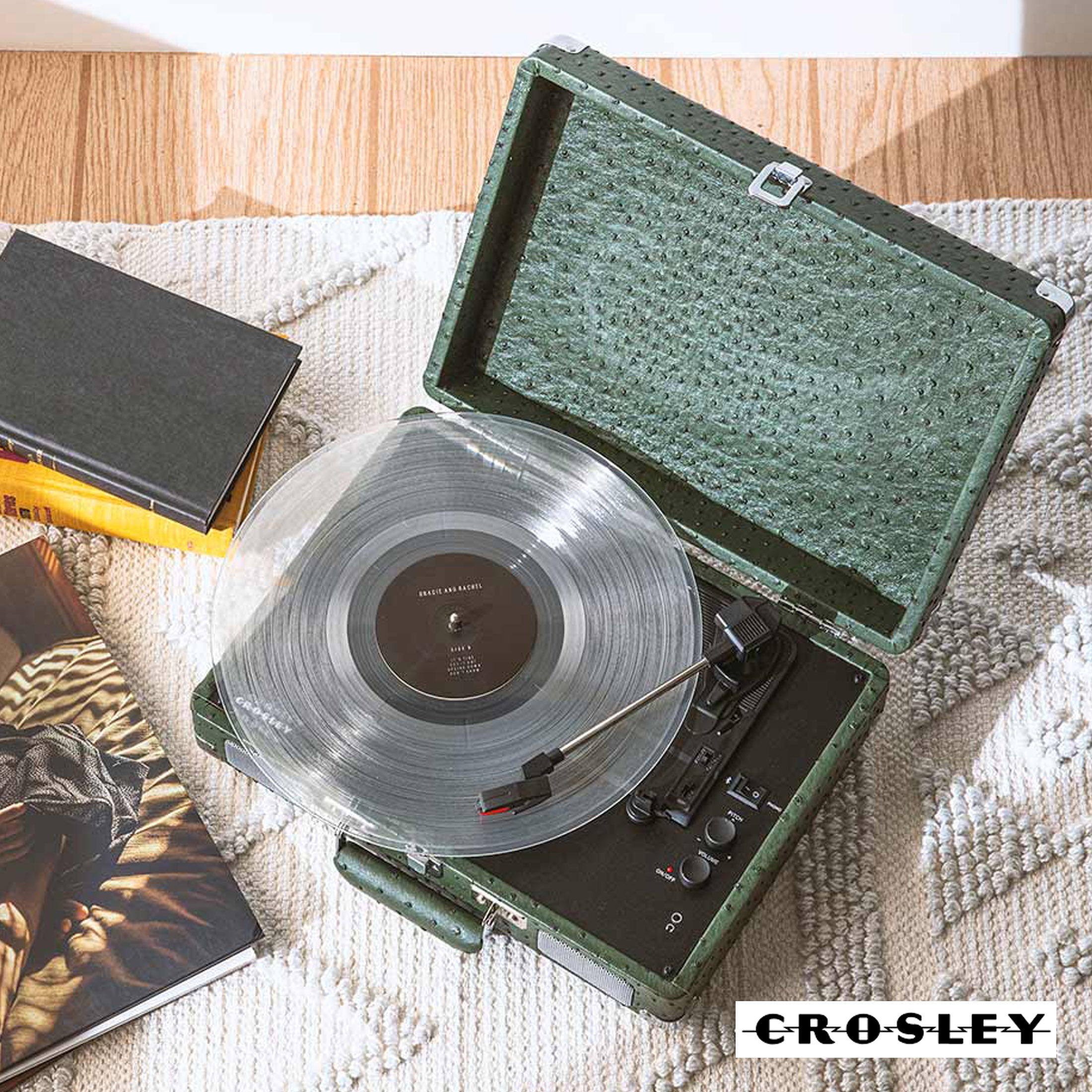 Crosley Cruiser Plus Bluetooth Turntable 3 Speed Ostrich Green - SILBERSHELL