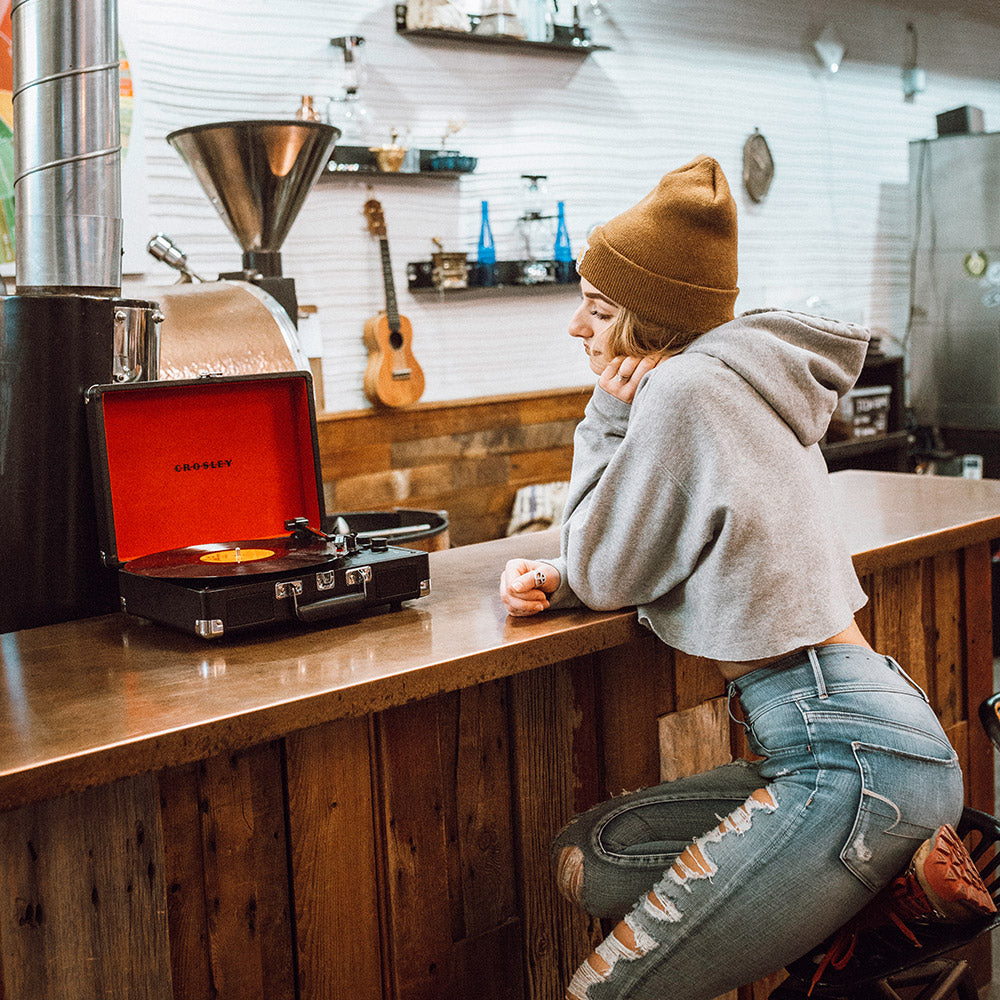 Crosley Cruiser Bluetooth Portable Turntable - Black + Bundled Majority D40 Bluetooth Speakers