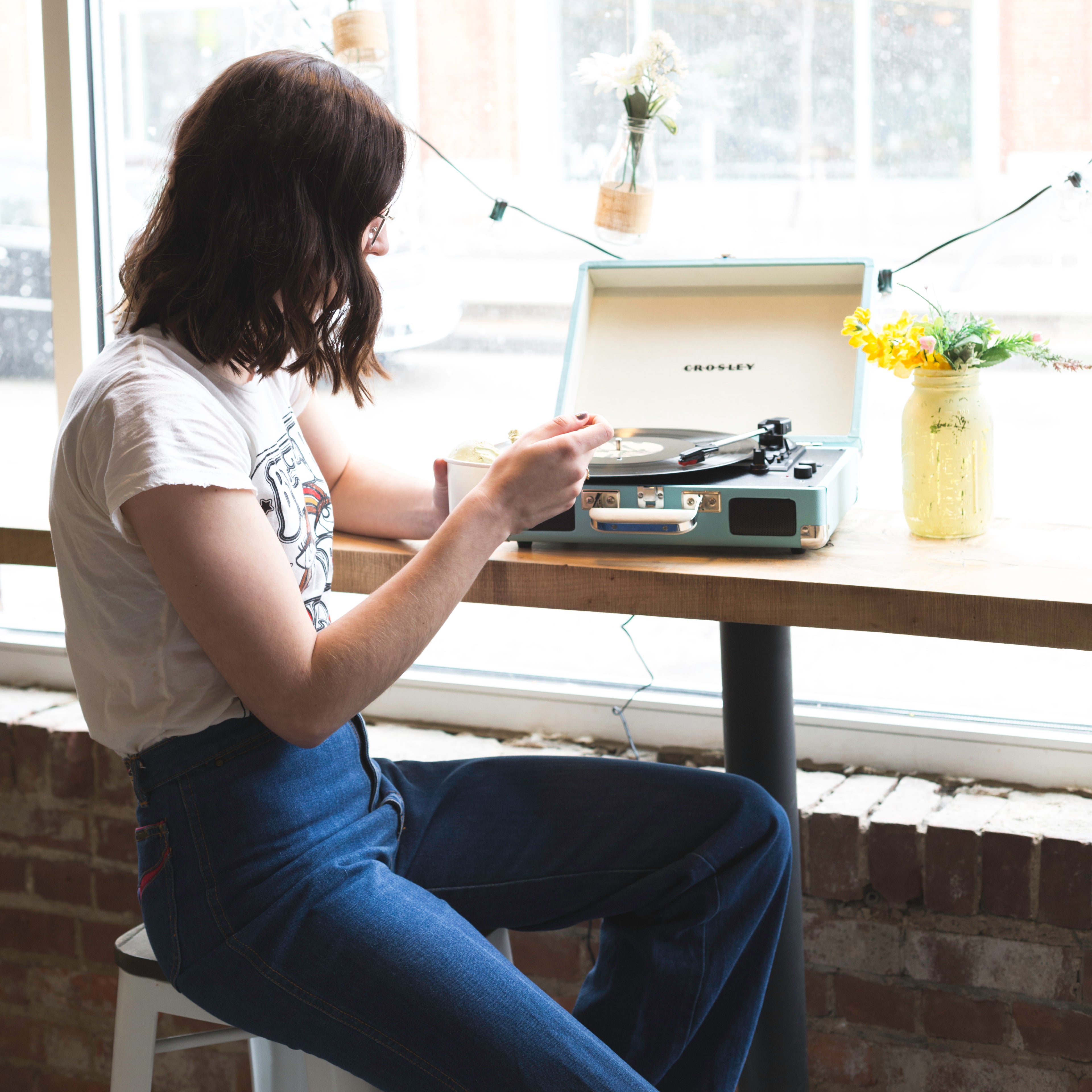 Crosley Cruiser Turquoise - Bluetooth Portable Turntable