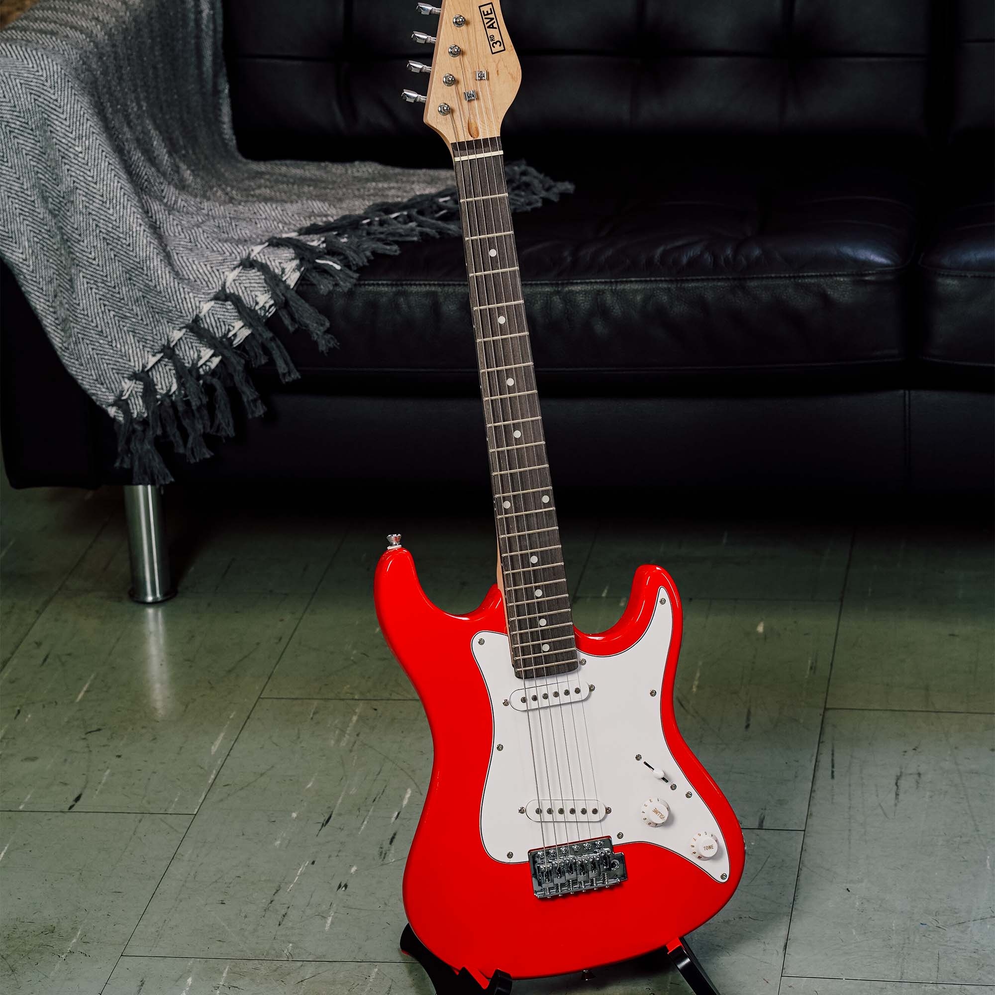 3rd Avenue 3/4 Size Electric Guitar - Red - SILBERSHELL