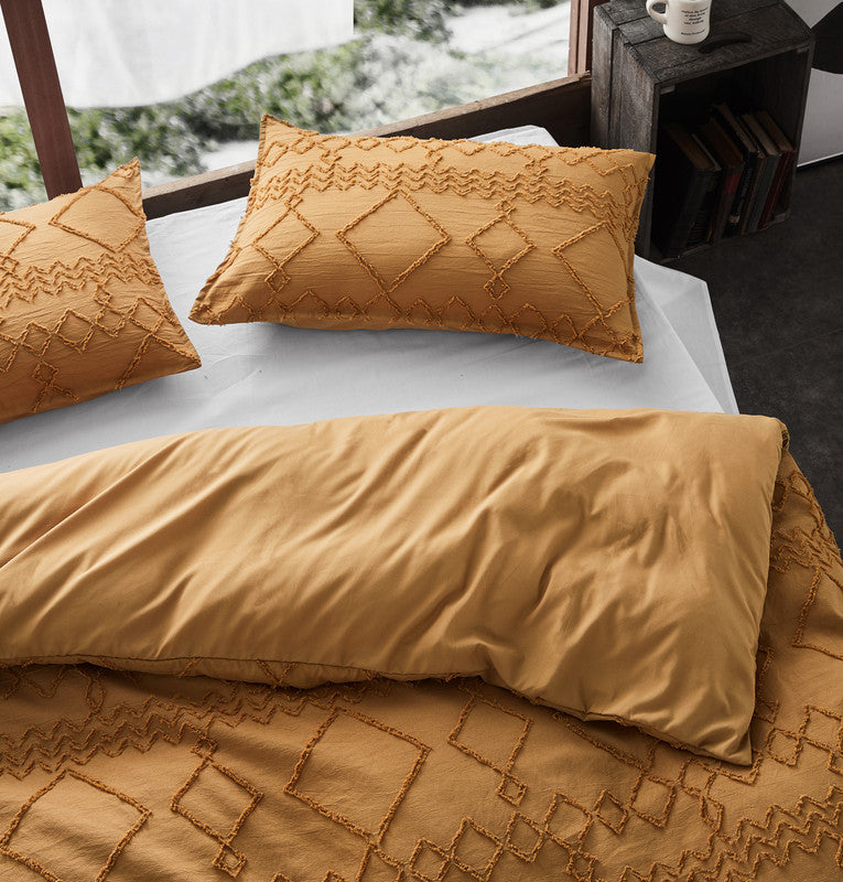 Tufted ultra soft microfiber quilt cover set-single caramel - SILBERSHELL