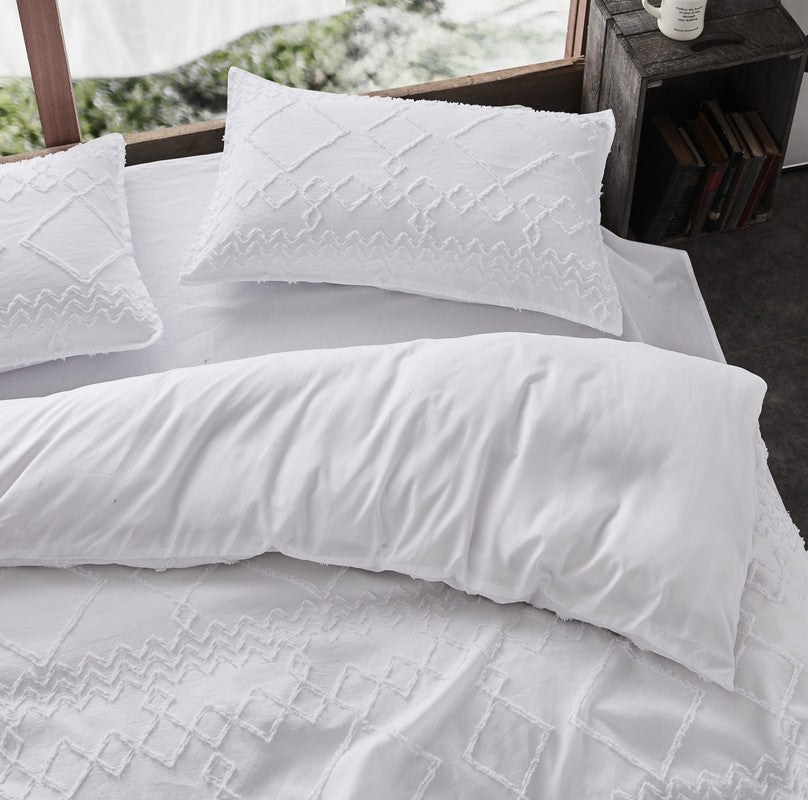 Tufted ultra soft microfiber quilt cover set-single white - SILBERSHELL