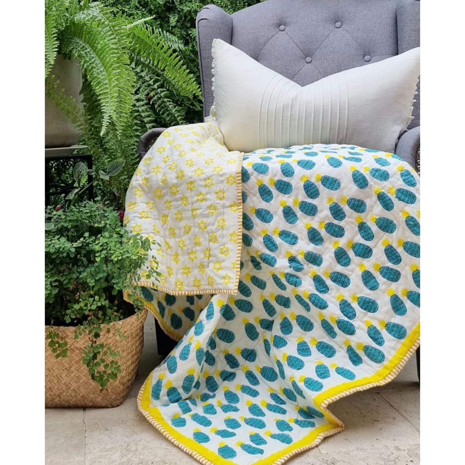 GOTS Certified Organic Cotton Reversible Baby Quilt (100x120cm) - Blue Pineapple - SILBERSHELL