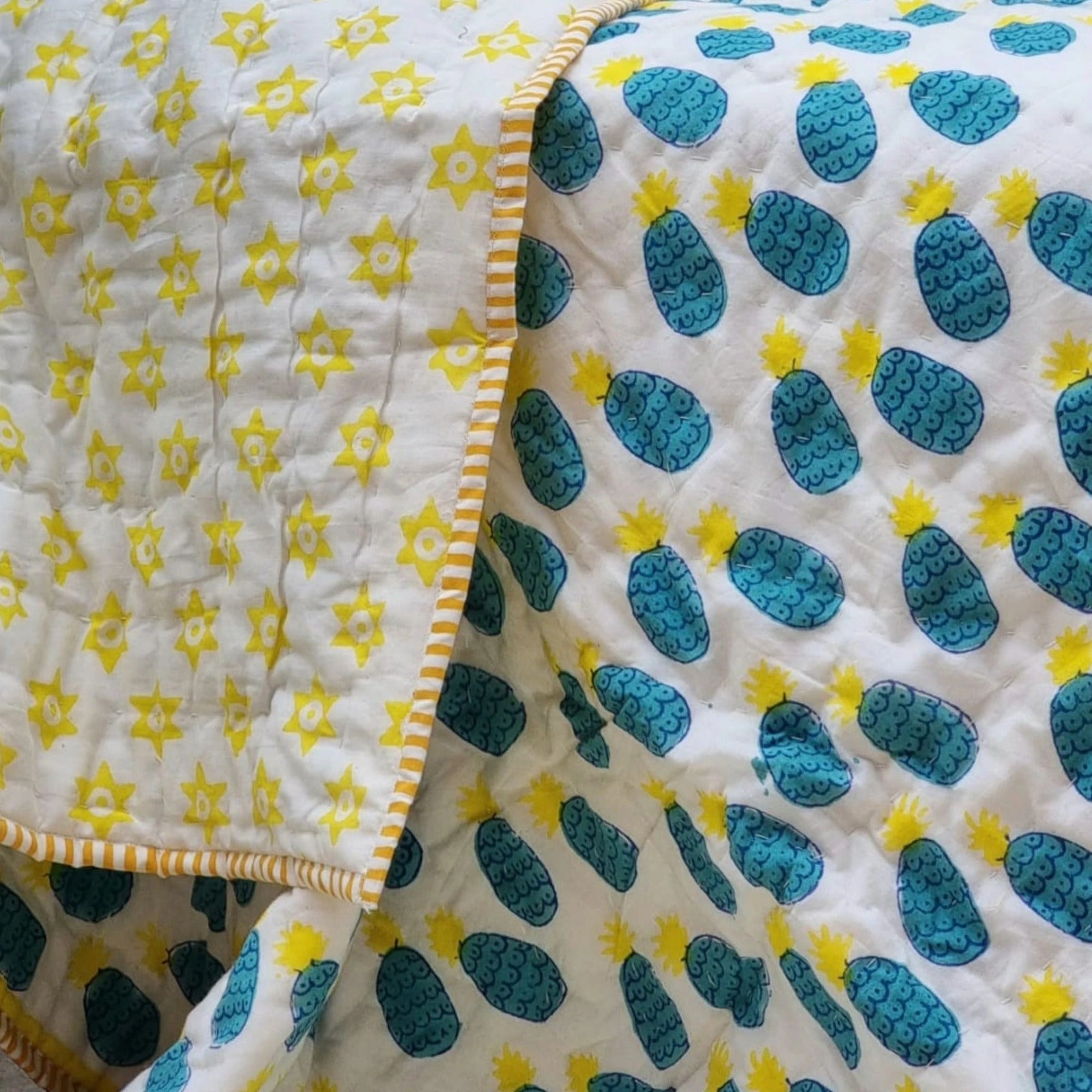 GOTS Certified Organic Cotton Reversible Baby Quilt (100x120cm) - Blue Pineapple - SILBERSHELL
